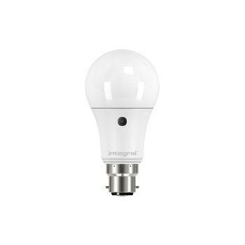 Dusk Sensor B22 8.5w 2700k LED Lamp ILGLSB22SC042